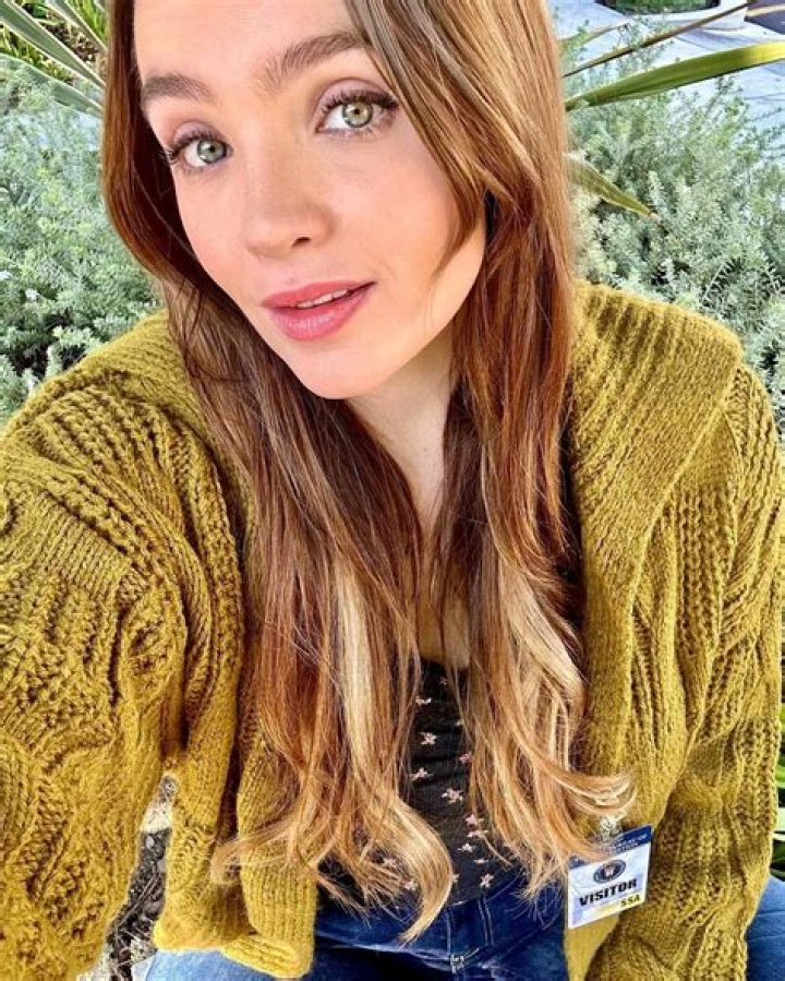 Stevie Lynn - Net Worth, Age, Height, Birthday, Bio, Wiki!