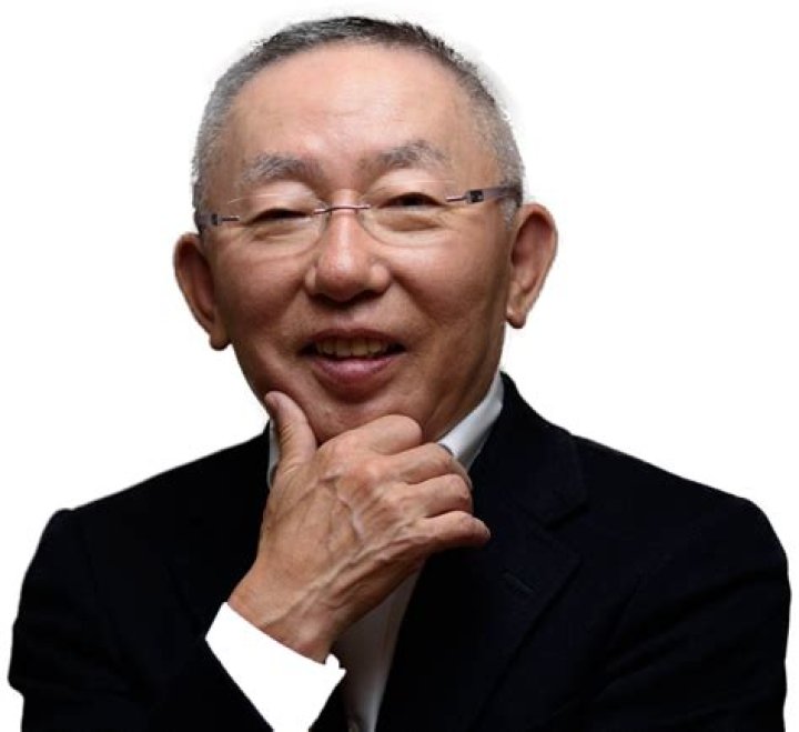 Tadashi Yanai - Net Worth, Age, Height, Birthday, Bio, Wiki!
