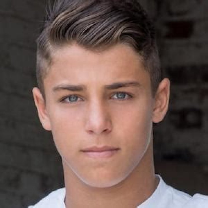 Tanner Zagarino - Net Worth, Age, Height, Birthday, Bio, Wiki!