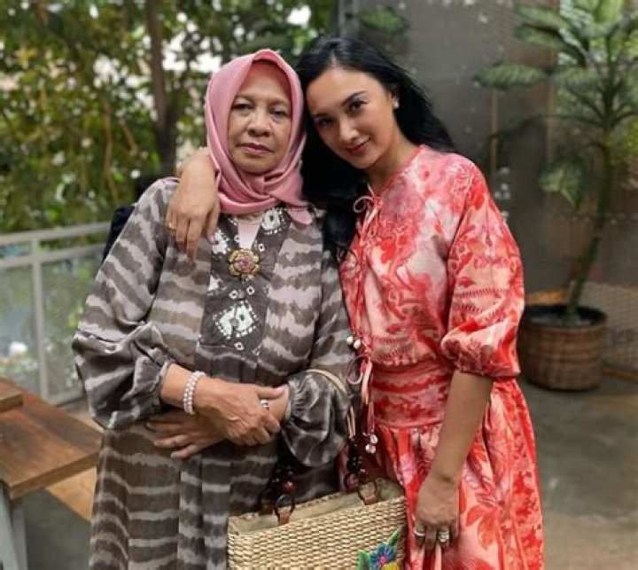 Tata Regita Cahyani - Net Worth, Age, Height, Birthday, Bio, Wiki!