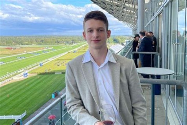 Thogden Net Worth, Age, Height, Bio, Birthday, Wiki!