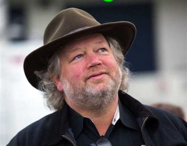Tom Douglas - Net Worth, Age, Height, Birthday, Bio, Wiki!