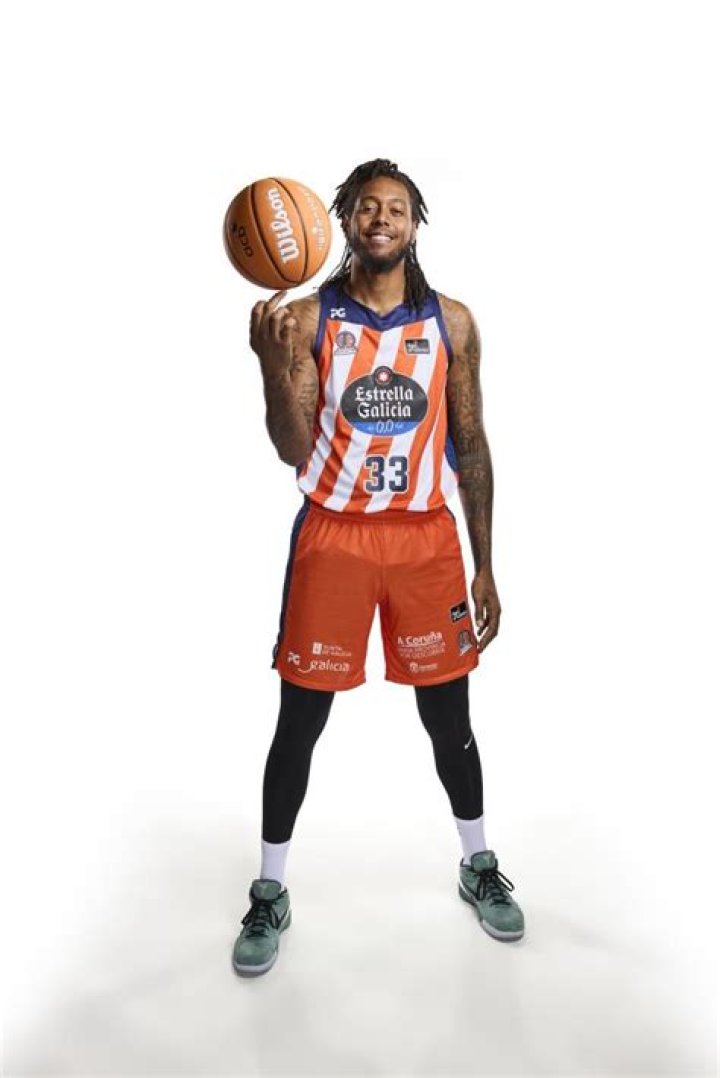 Trey Thompkins - Net Worth, Age, Height, Birthday, Bio, Wiki!