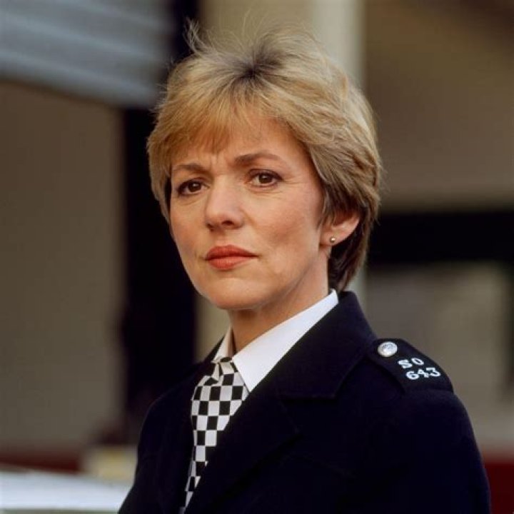 Trudie Goodwin - Net Worth, Age, Height, Birthday, Bio, Wiki!