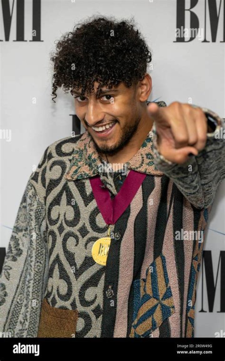 Tyler Cole - Net Worth, Age, Height, Birthday, Bio, Wiki!