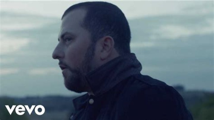 Tyler Farr Net Worth, Age, Height, Bio, Birthday, Wiki!