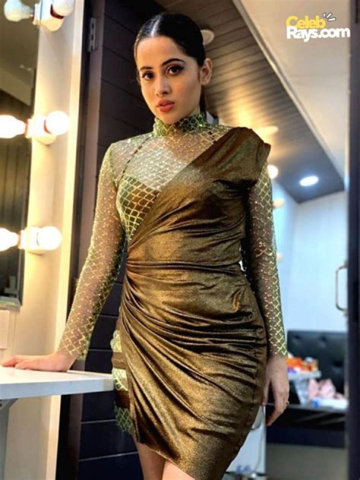 Urfi Javed Net Worth, Age, Height, Bio, Birthday, Wiki!