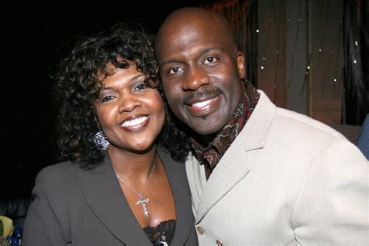 Vickie Winans - Net Worth, Age, Height, Birthday, Bio, Wiki!