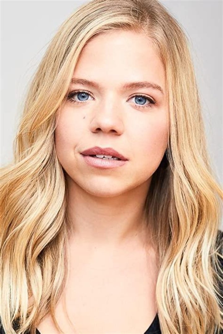 Vivien Endicott-Douglas - Net Worth, Age, Height, Birthday, Bio, Wiki!