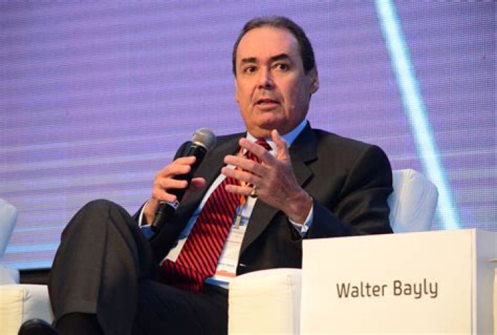 Walter Bayly Llona - Net Worth, Age, Height, Birthday, Bio, Wiki!