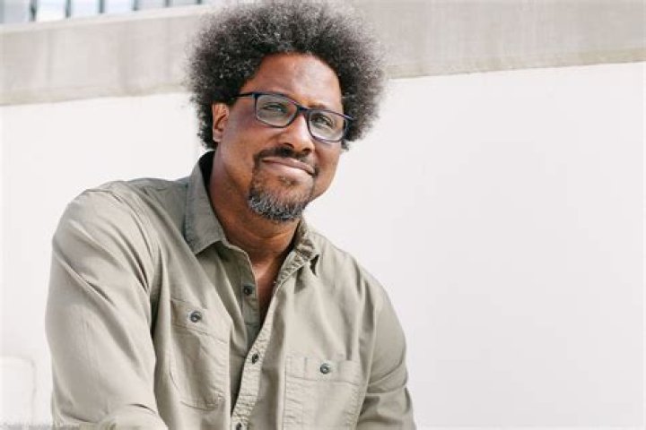 Walter Kamau Bell Net Worth, Age, Height, Bio, Birthday, Wiki!