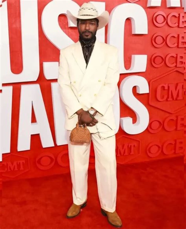 Willie Jones - Net Worth, Age, Height, Birthday, Bio, Wiki!