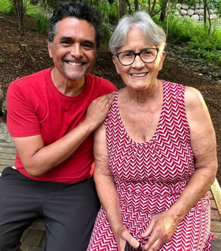 Zoila Chavez - Net Worth, Age, Height, Birthday, Bio, Wiki!