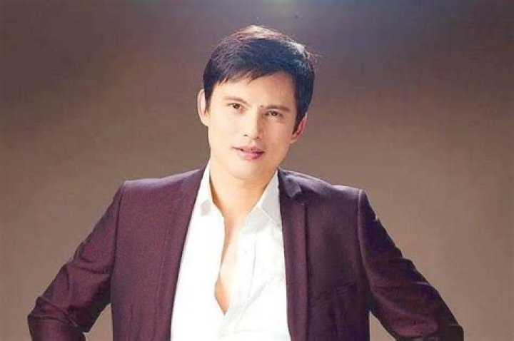 Zoren Legaspi Net Worth 2024, Age, Height, Bio, Birthday, Wiki!